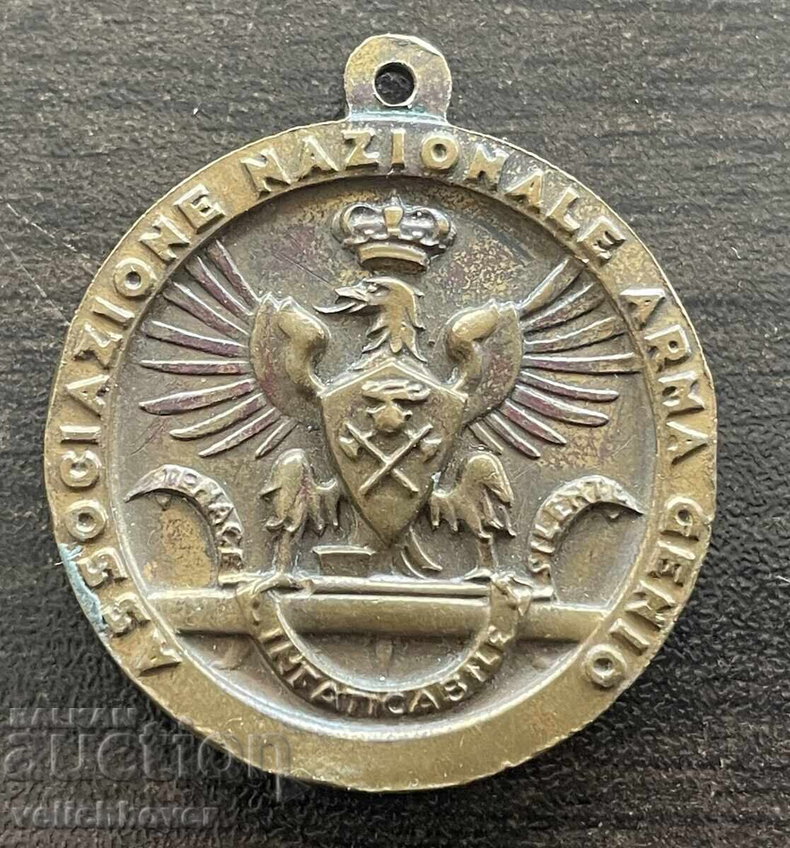 43067 Medalie militară Regatul Italiei din perioada celui de-al Doilea Război Mondial cu preț € 10.00 | 19.56 BGN