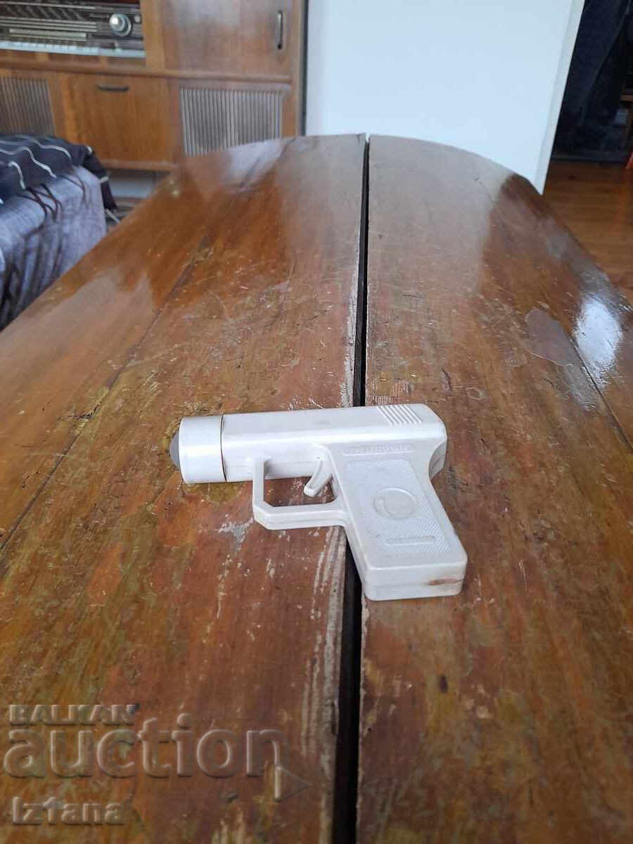 O armă veche pentru copii