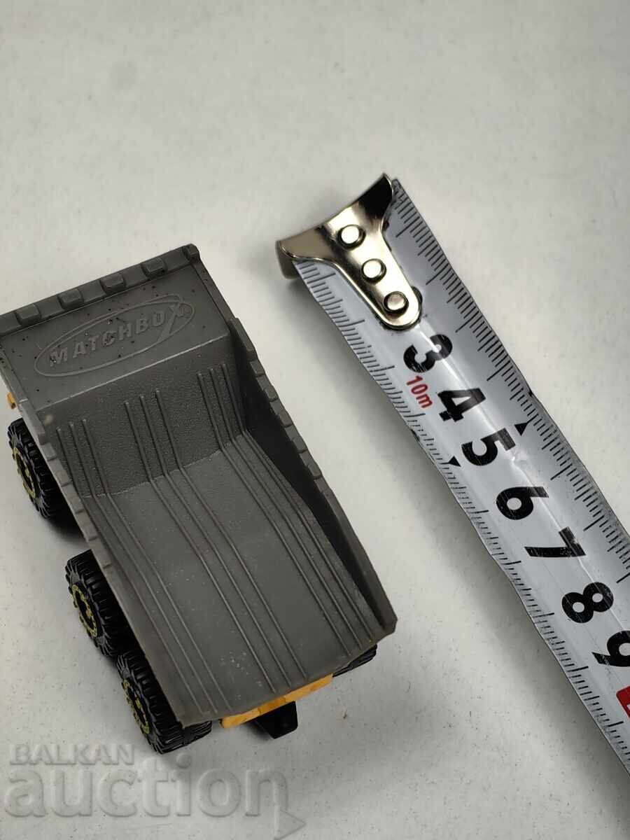 Licitație VECHI CĂRUCIOR METALIC MATCHBOX MB536
