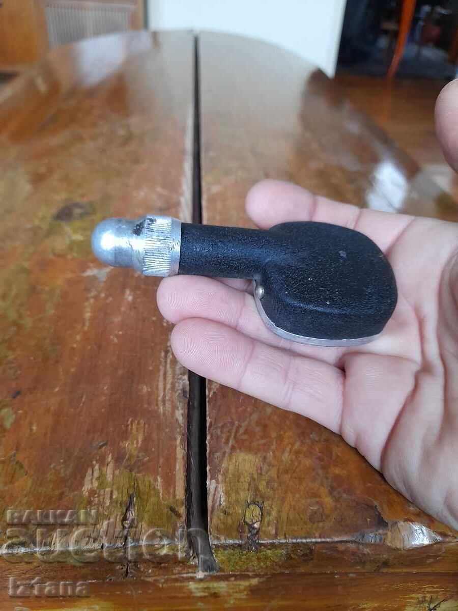 Livrarea Vechi manometru Konekta pentru presiunea anvelopelor