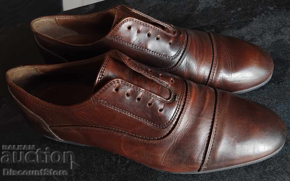 Bocanci din piele ZARA pentru bărbați - mărimea 42 Bocanci din piele ZARA pentru bărbați - mărimea 42