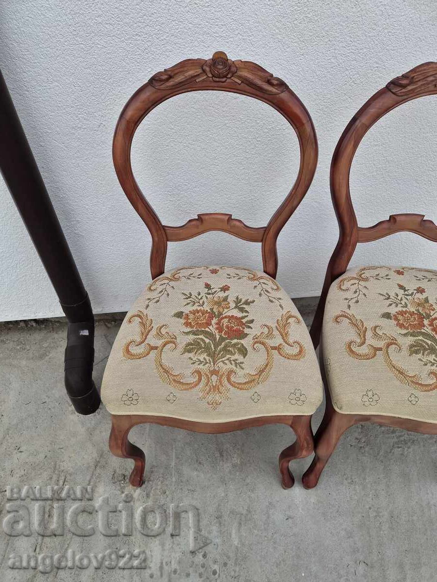 Frumoasă gamă de scaune vintage!!! cu preț € 0.01 | 0.02 BGN