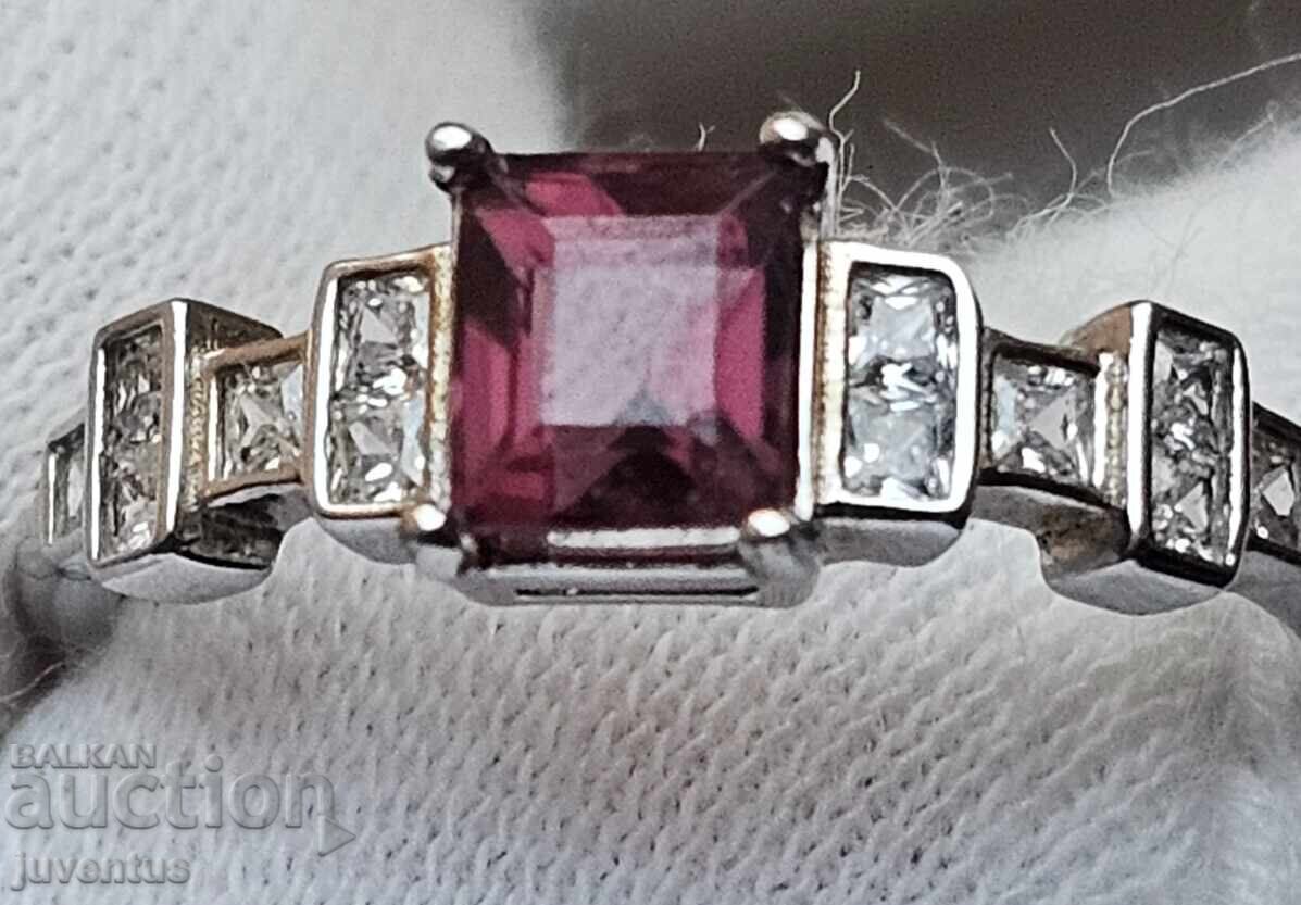 Livrarea INELE DE ARGINT CU SPINAL (BIRMA) Livrarea INELE DE ARGINT CU SPINAL (BIRMA)