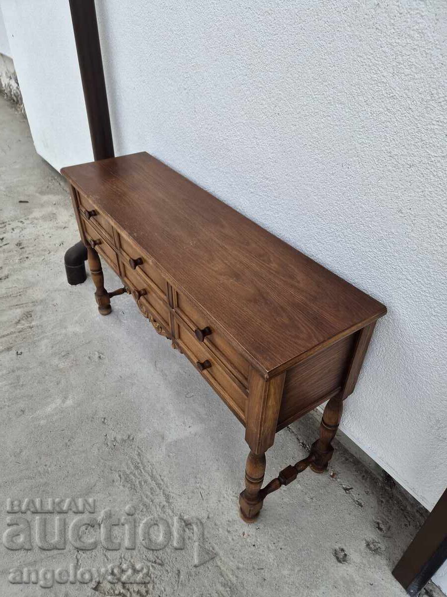 Доставка на Красив винтидж дървен скрин масив!!!