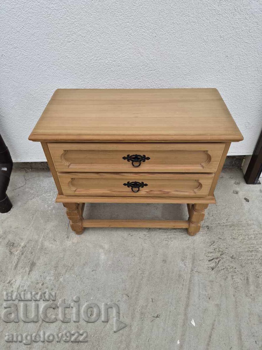 Красив винтидж дървен скрин масив!!! Красив винтидж дървен скрин масив!!!