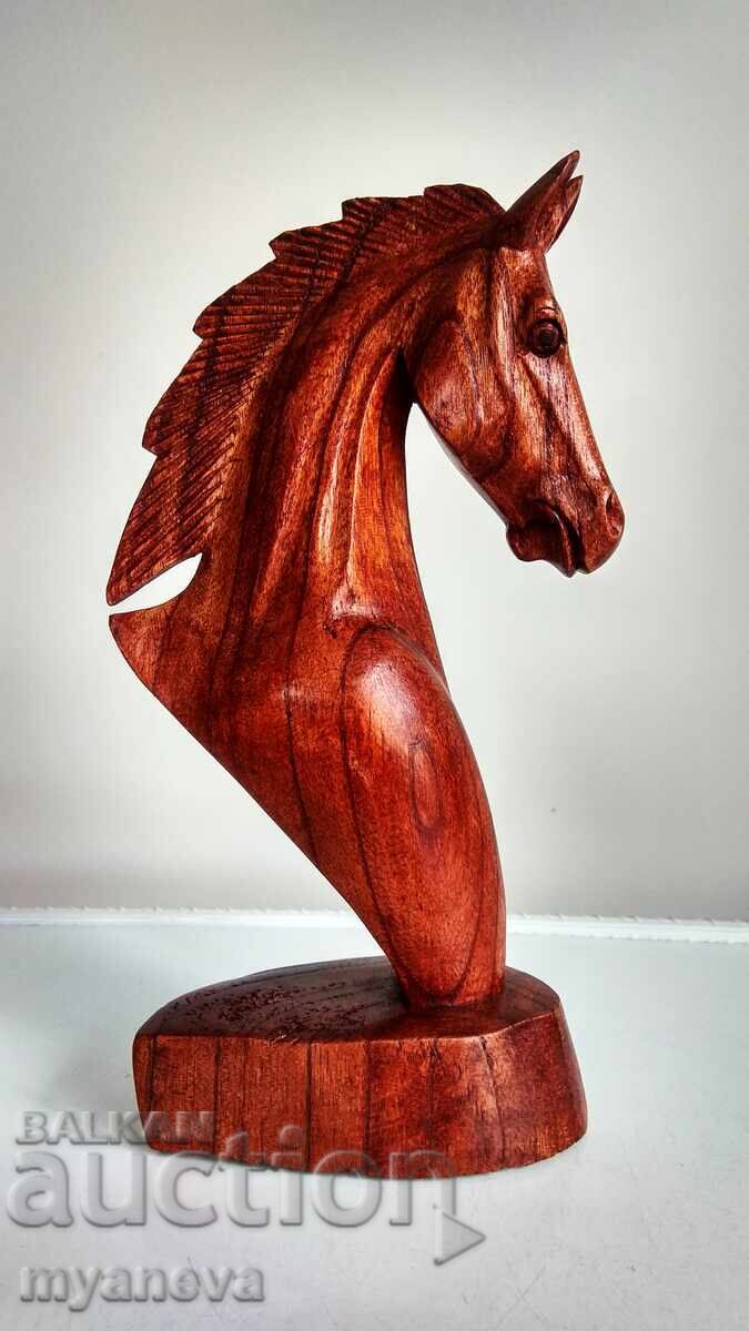 Sculptură în lemn cu imaginea unui cal, realizată manual - 5
