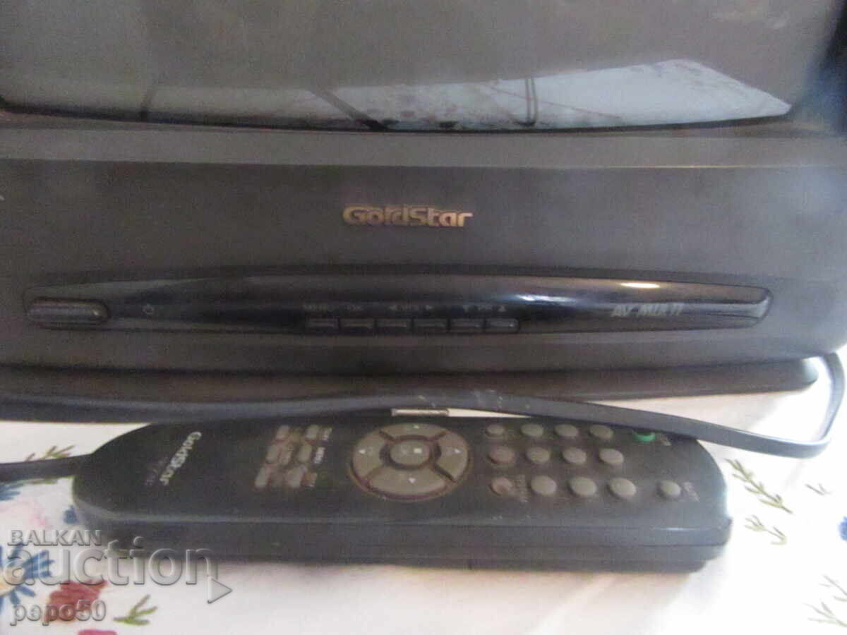 WORKING PORTABLE COLOR TV "GOLDSTAR" with price € 20.00 | 39.12 BGN