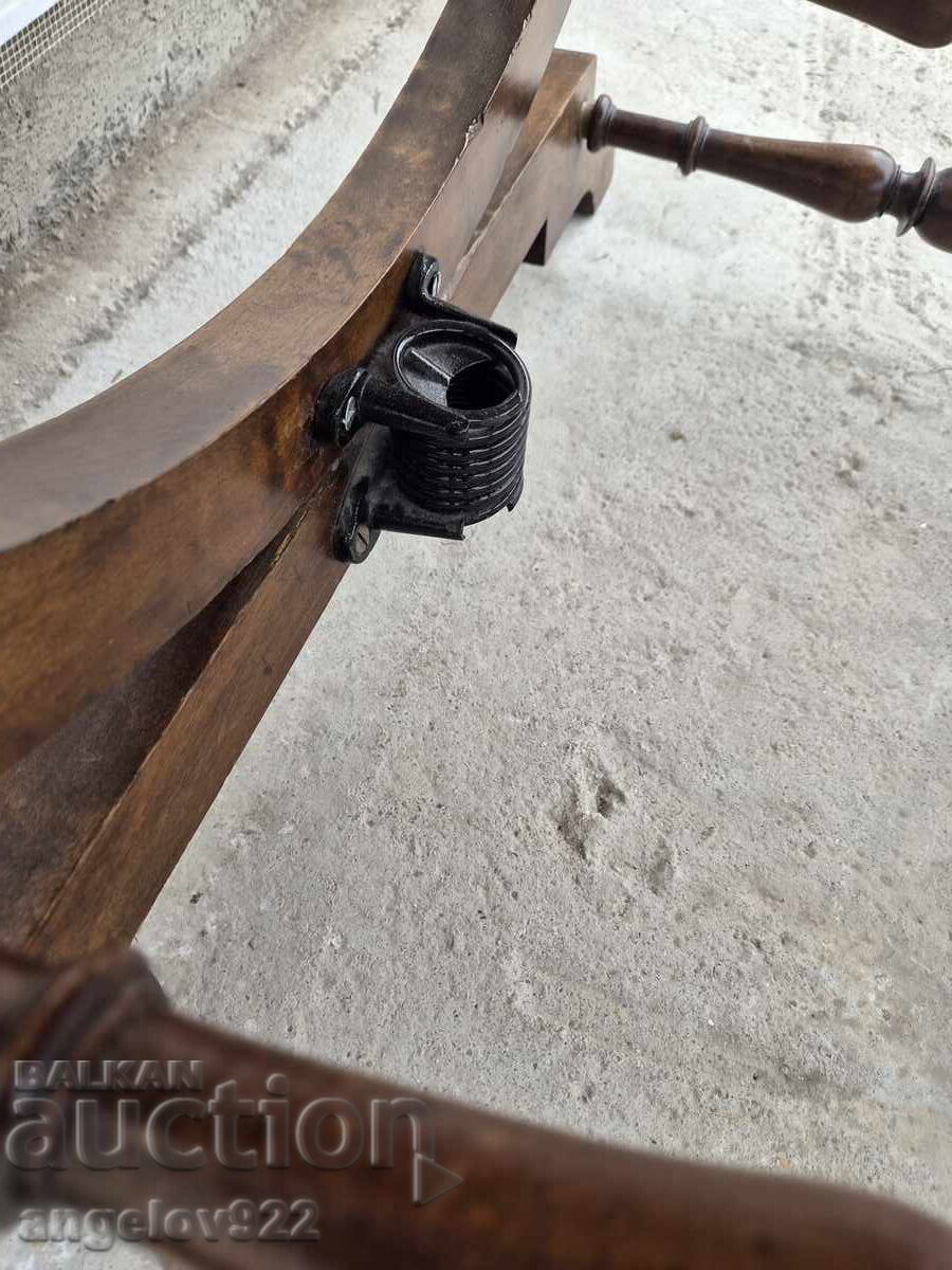 Frumos scaun balansoar vintage din lemn masiv!!! - 7