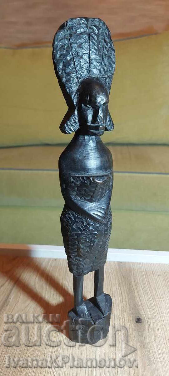 Statuetă din lemn sculptat Africa pentru cunoscători 36cm cu preț € 18.00 | 35.21 BGN