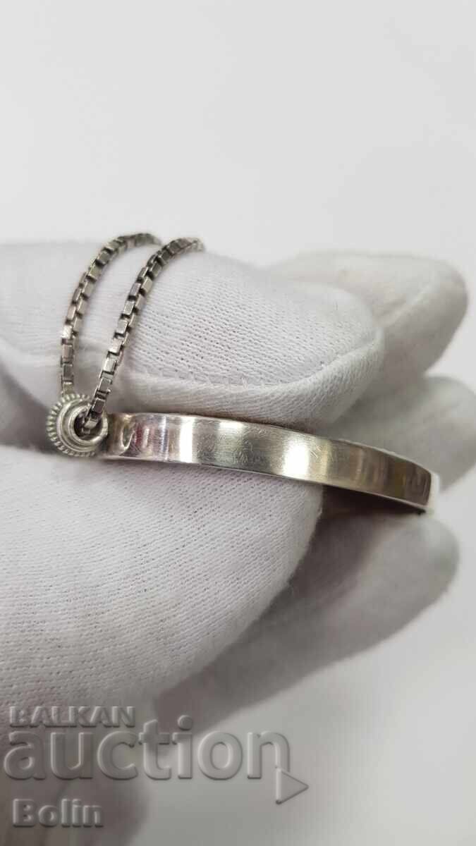 Licitație Frumos pandantiv argintiu cu Camee - secolul XX