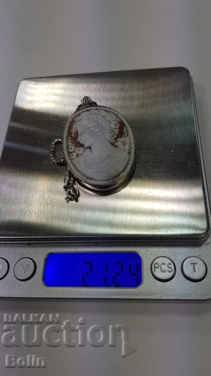 Frumos pandantiv argintiu cu Camee - secolul XX - 7