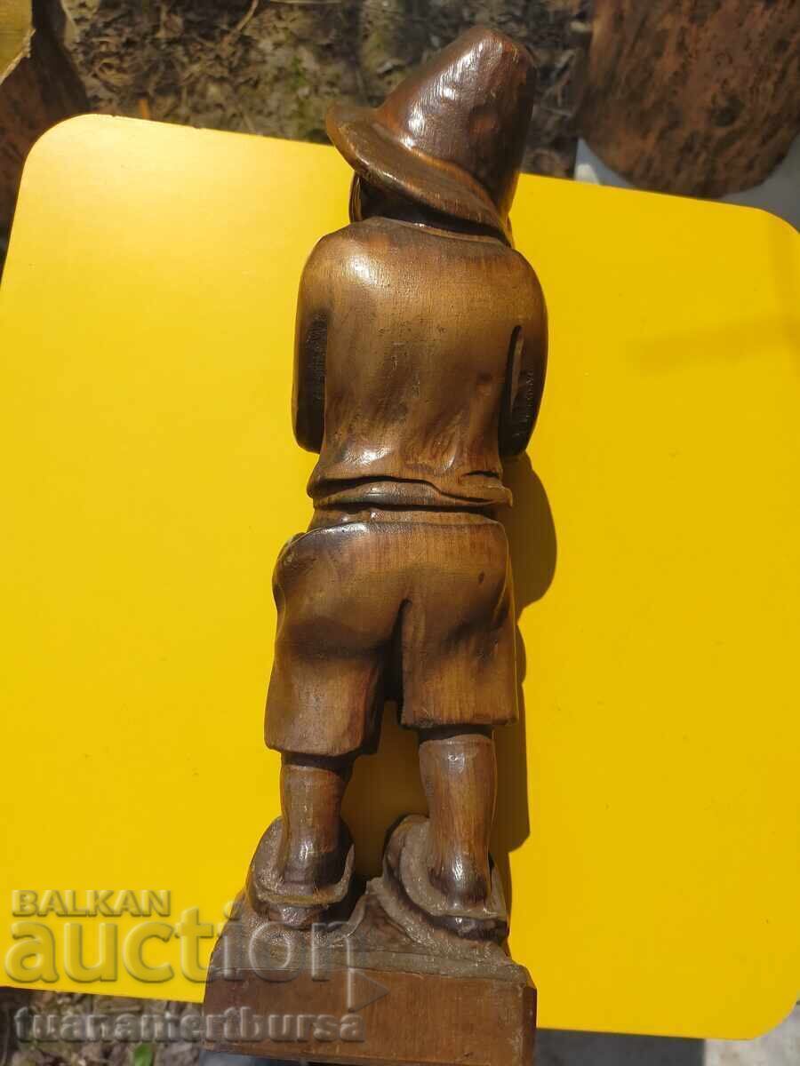 Livrarea Figurină din lemn