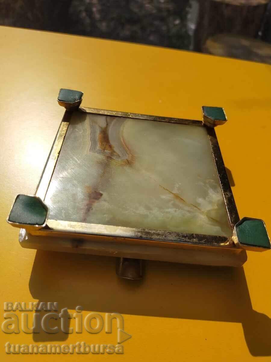 Δημοπρασία Τασάκι