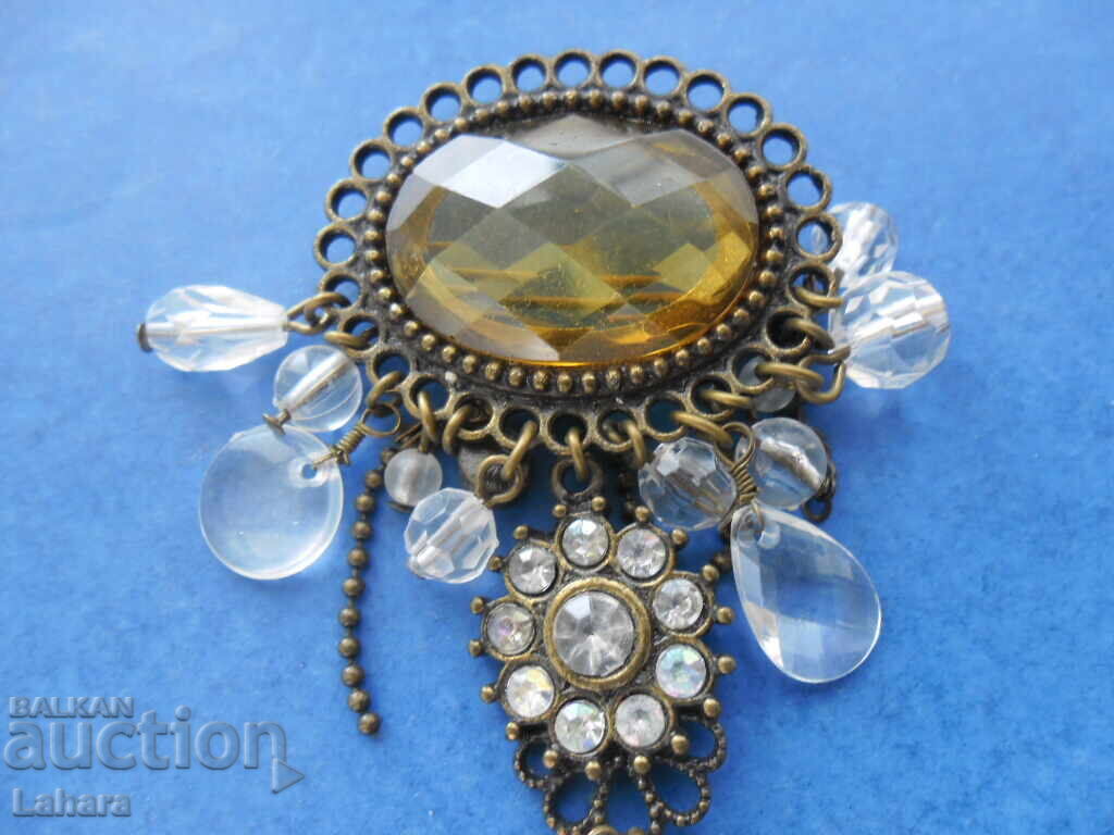 Licitație Broșă etnică antică