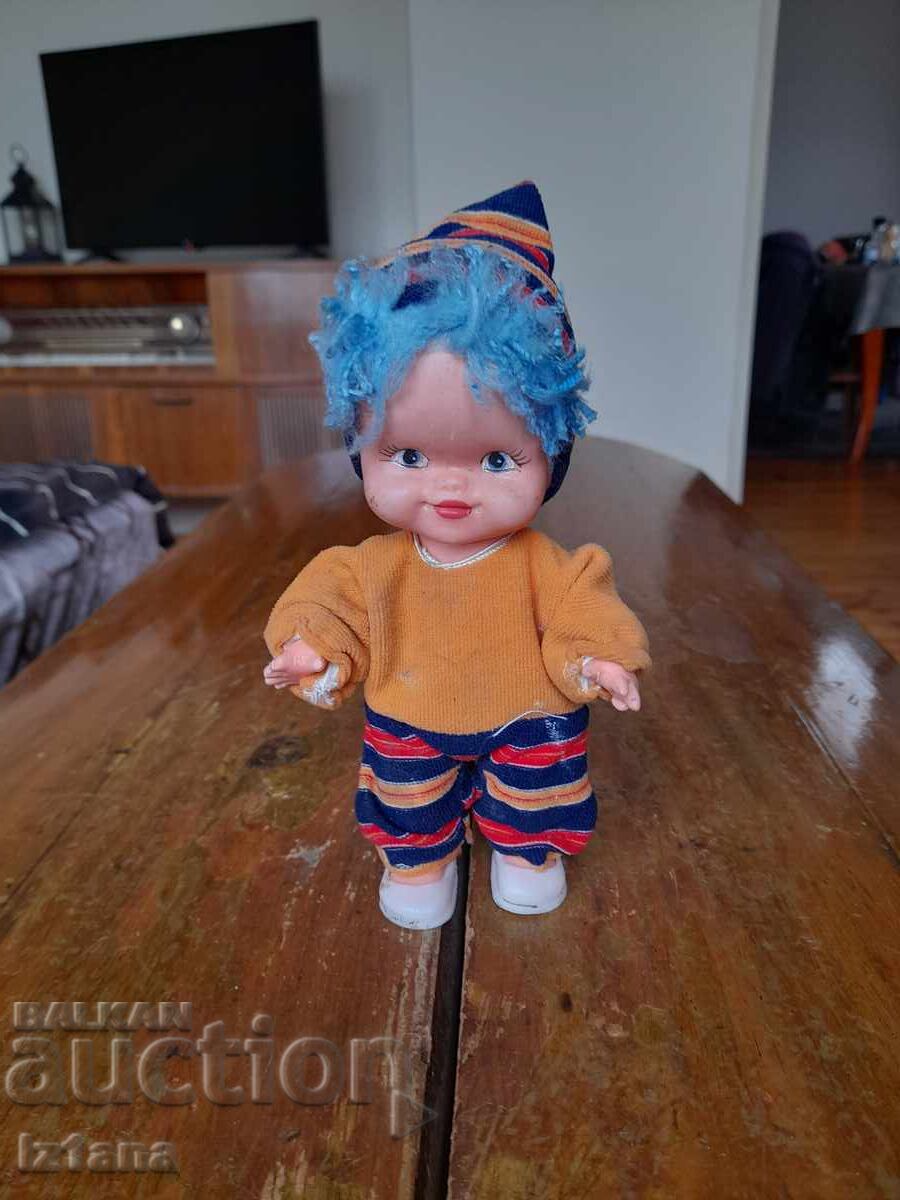 Păpușă veche, pitic