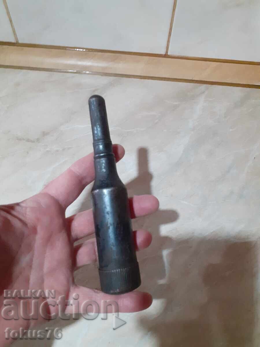 Vechi greisor metalic militar pentru motocicletă - taslamit cu preț € 39.00 | 76.28 BGN