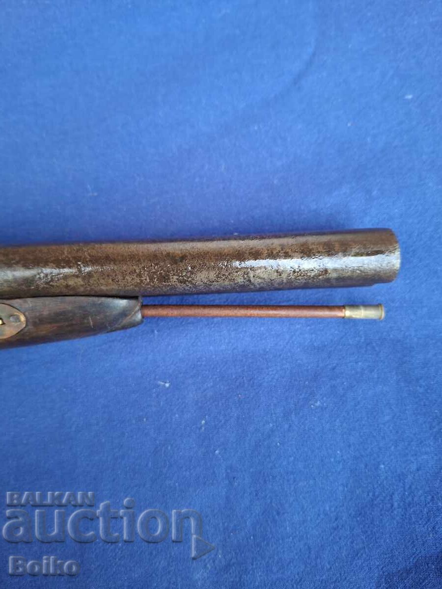 Παράδοση Dvutsevna kapsulna pushka, dŭlzhina 37 sm