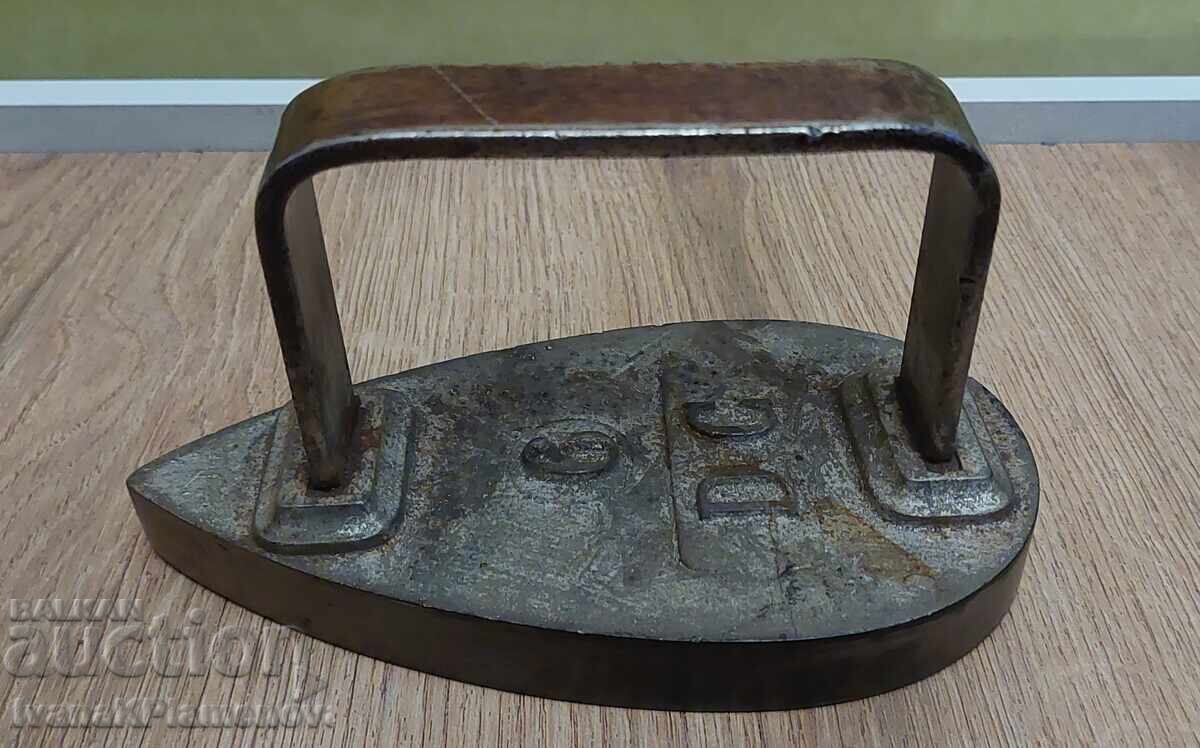 Delivery of Retro iron for collectors