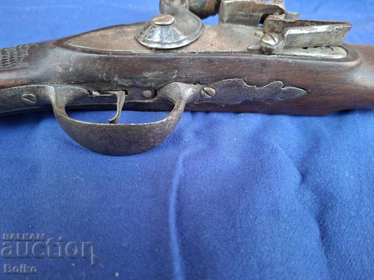 Livrarea Cremă pușcă lungime 142 cm