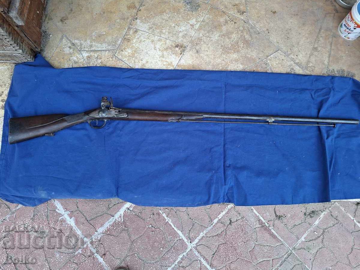 Cremă pușcă lungime 142 cm