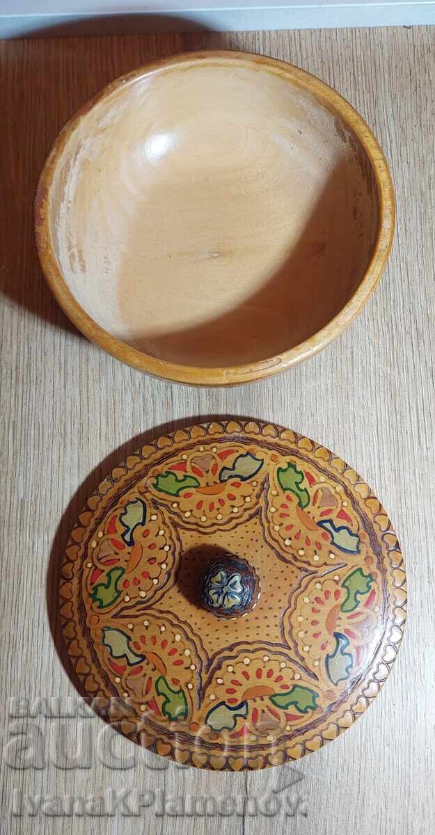 Доставка на Кутия дървена за ценители