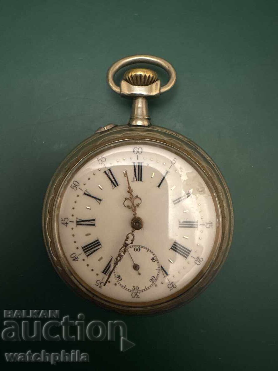 Швейцарски рядък джобен часовник. Отлично работи