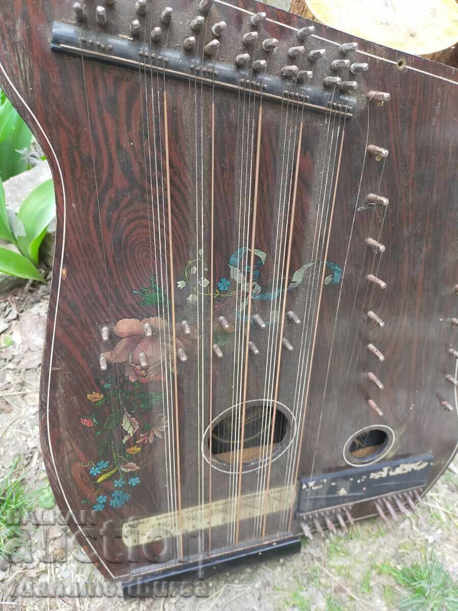 Μουσική με τιμή € 40.00 | 78.23 BGN