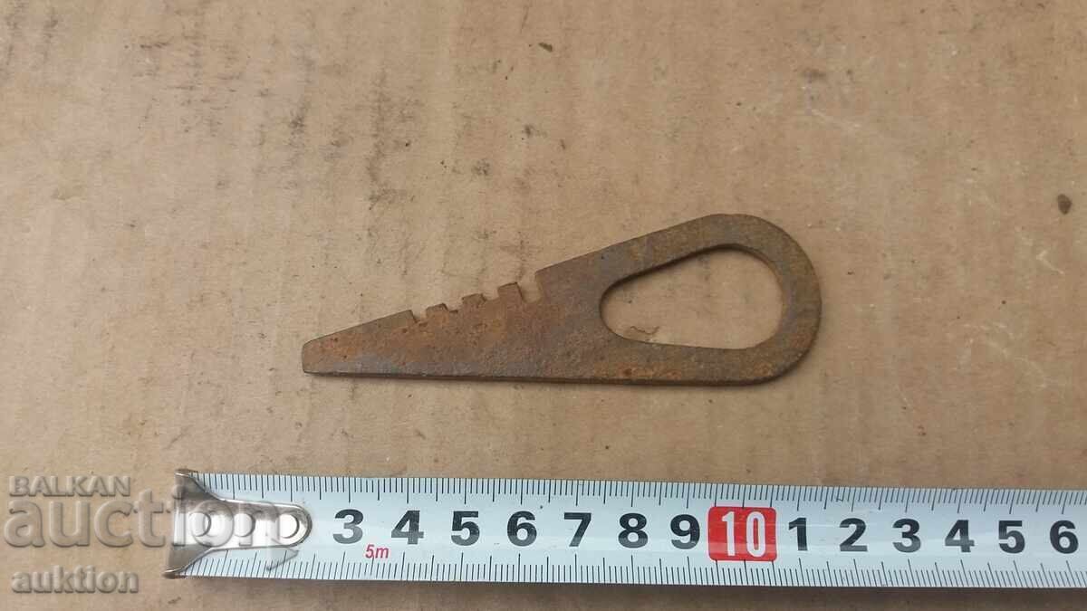 Military Social Screwdriver with price € 2.99 | 5.85 BGN