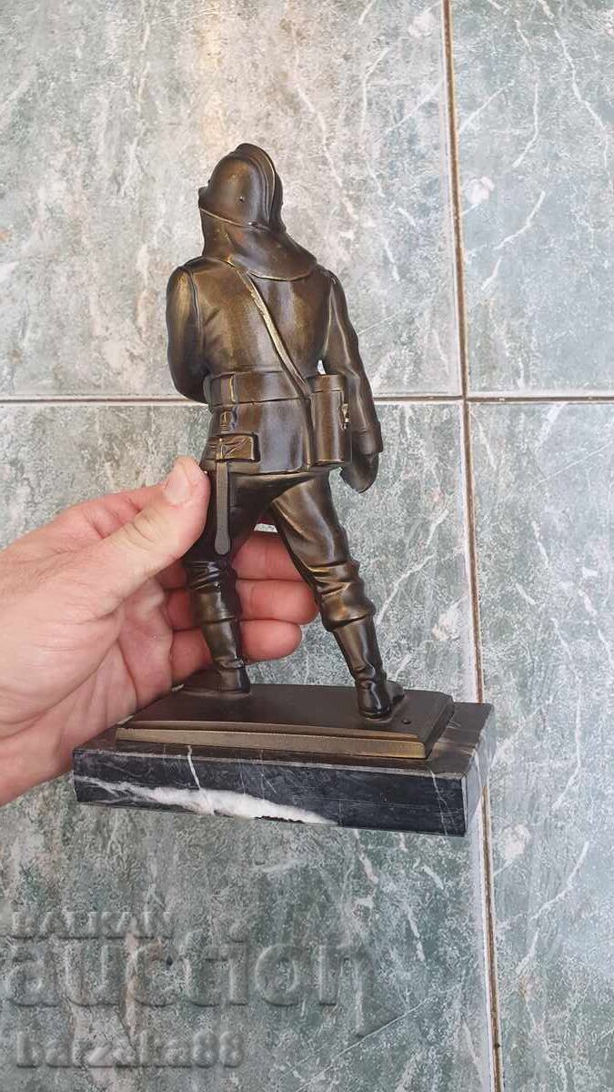 Figurină din bronz pe postament de marmură 1996 - 5