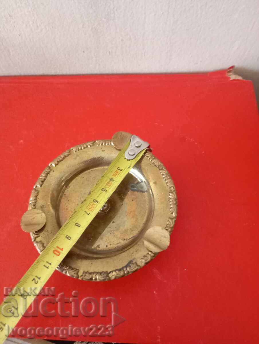 Licitație scrumieră vintage