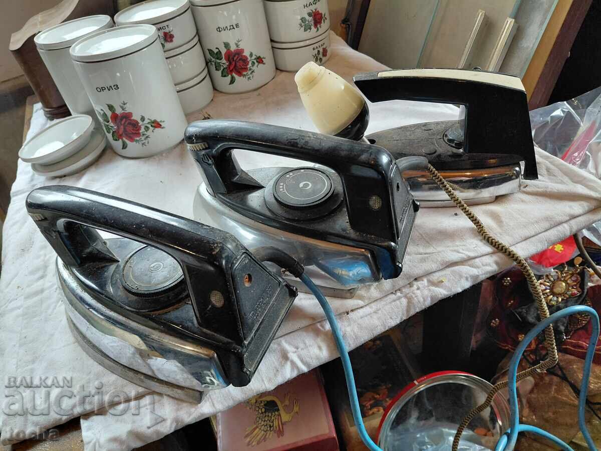 Vechi fiare de călcat electrice, lot două