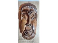 Sculptură în lemn masiv pentru cunoscători, excelentă