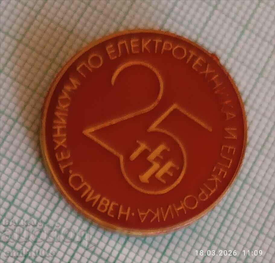 Insignă - 25g. Tehnicum de Electrotehnică și Electronică Sliven cu preț € 2.00 | 3.91 BGN