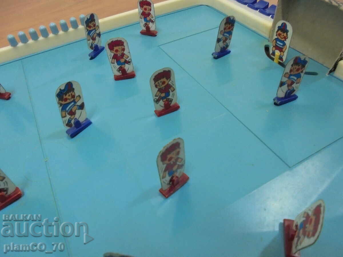Livrarea №*8533 Joc de masă vechi - fotbal