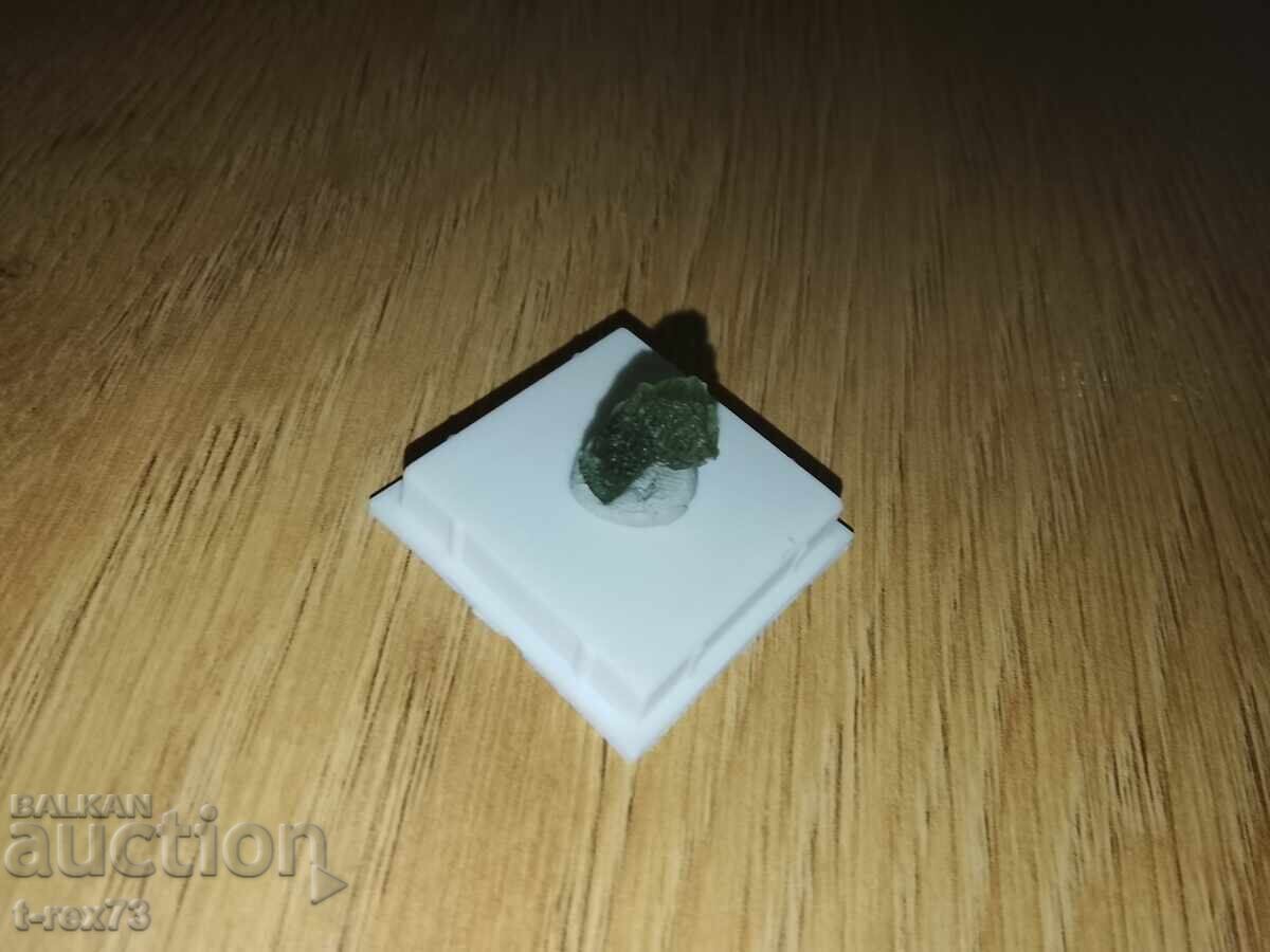 Молдавит с цена € 15.00 | 29.34 лв.