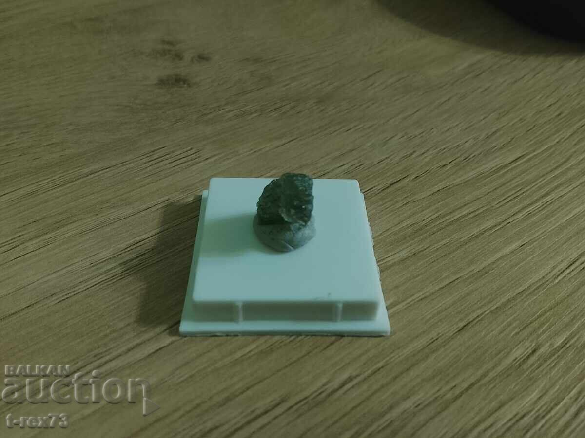 Доставка на Молдавит