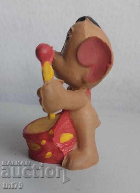 Доставка на Фигура Джери от „Том и Джери“.