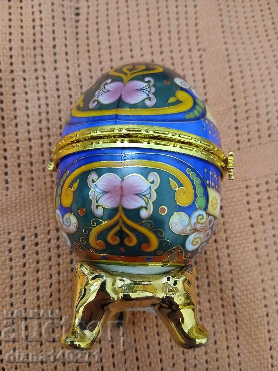 Livrarea Cutie din porțelan în formă de ou, 10 cm