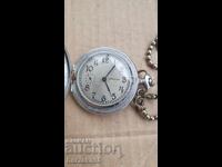 Ceas de buzunar Molnija cu capac