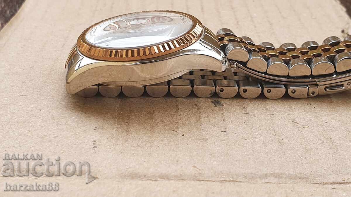 Livrarea Ceas de damă Michael Kors Livrarea Ceas de damă Michael Kors