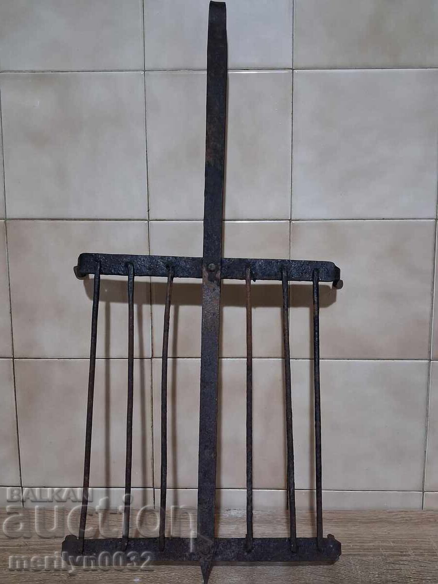 Gratar vechi forjat manual, steakhouse, fier forjat cu preț € 41.99 | 82.13 BGN