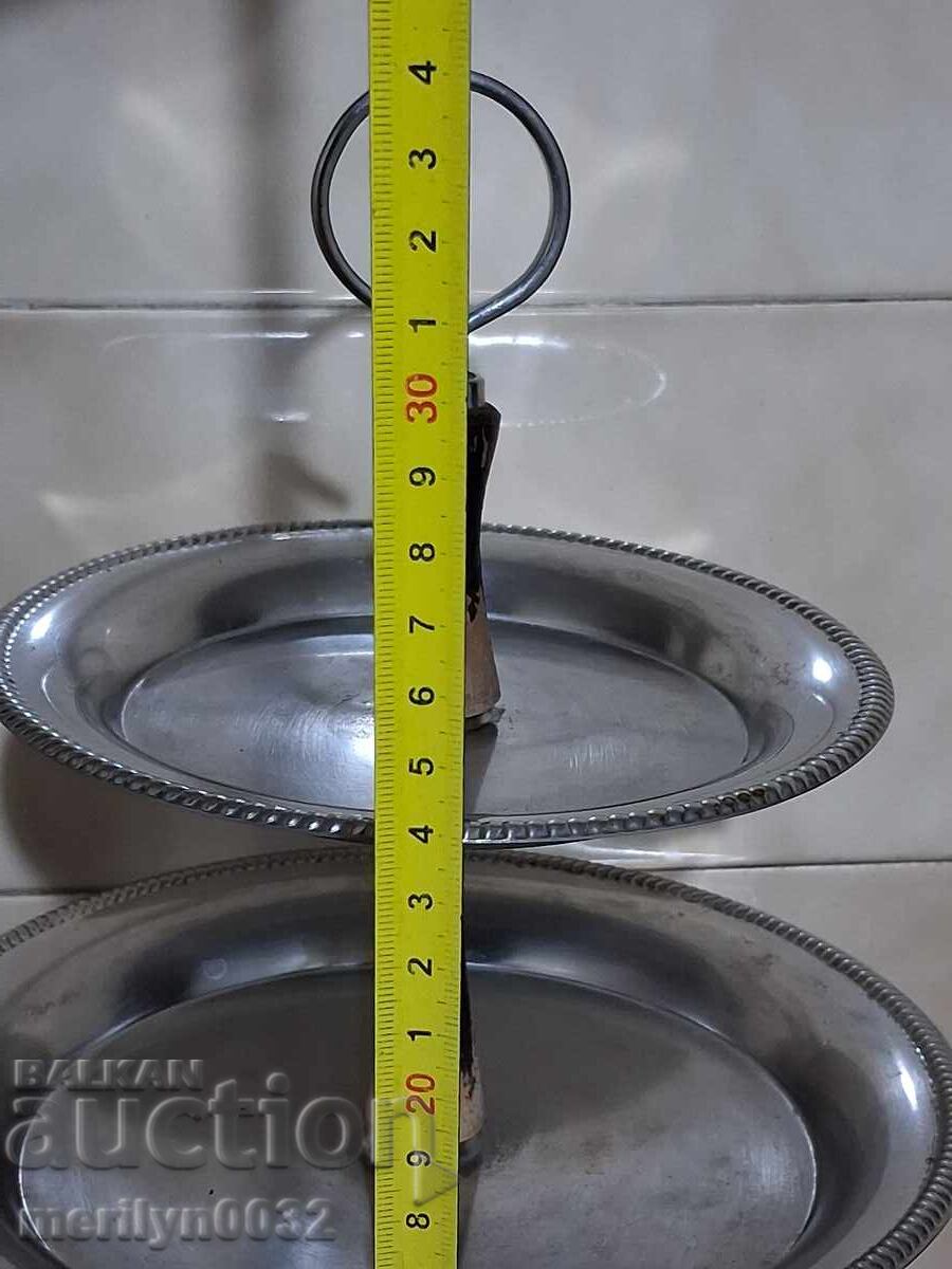 Παράδοση Ασημένιο μεταλλικό δίσκος για σερβίρισμα καφέ, τσαγιού, ποτών, ταψί