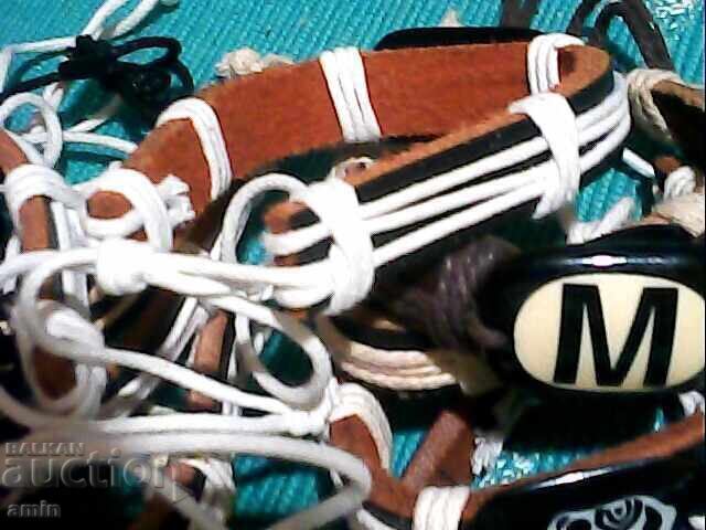 Licitație Lot de brățări din piele