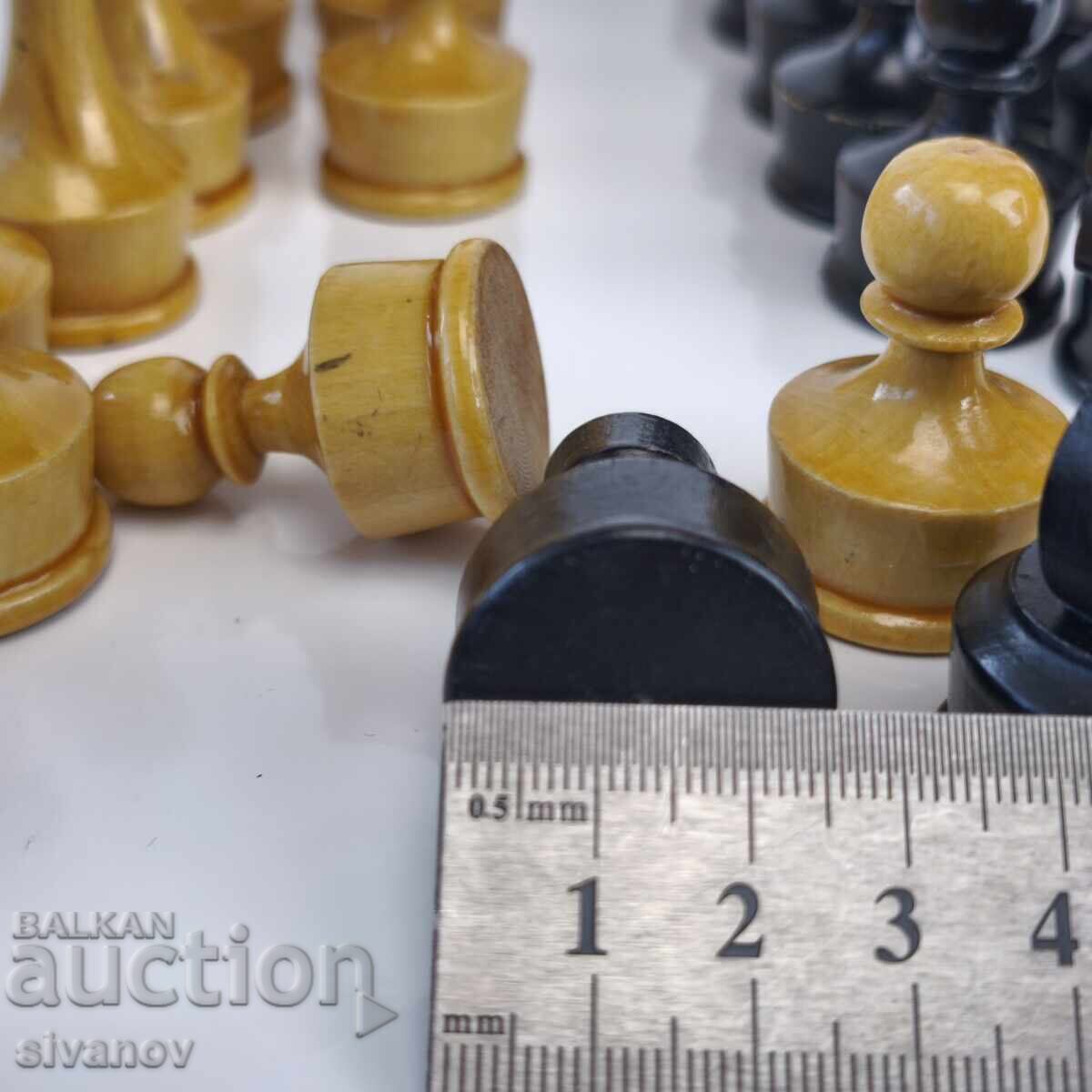 Startov komplekt dŭrveni figuri za shakh #6339 - 7