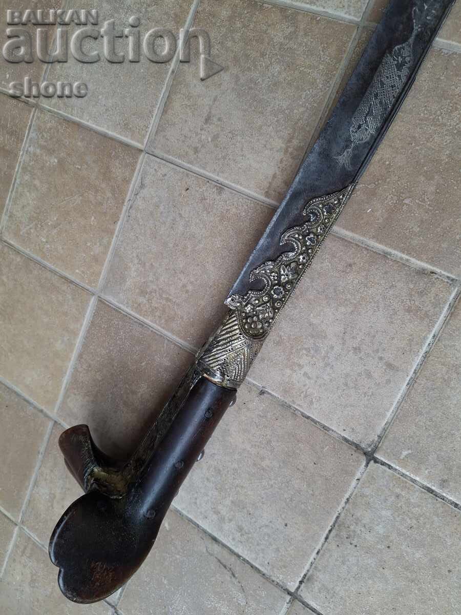 Δημοπρασία Yatagan, ostrie, kilidzh, sabya, shamshir, karakulak, kindzhal