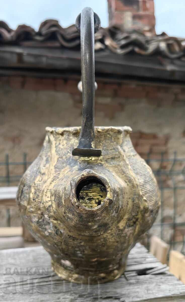 1.145 KG FRUMOASĂ SCULPTURĂ PLASTICĂ CEAINIC cu preț € 39.00 | 76.28 BGN 1.145 KG FRUMOASĂ SCULPTURĂ PLASTICĂ CEAINIC cu preț € 39.00 | 76.28 BGN