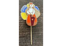 43075 URSS Letonia insignă cu fată în costum național email