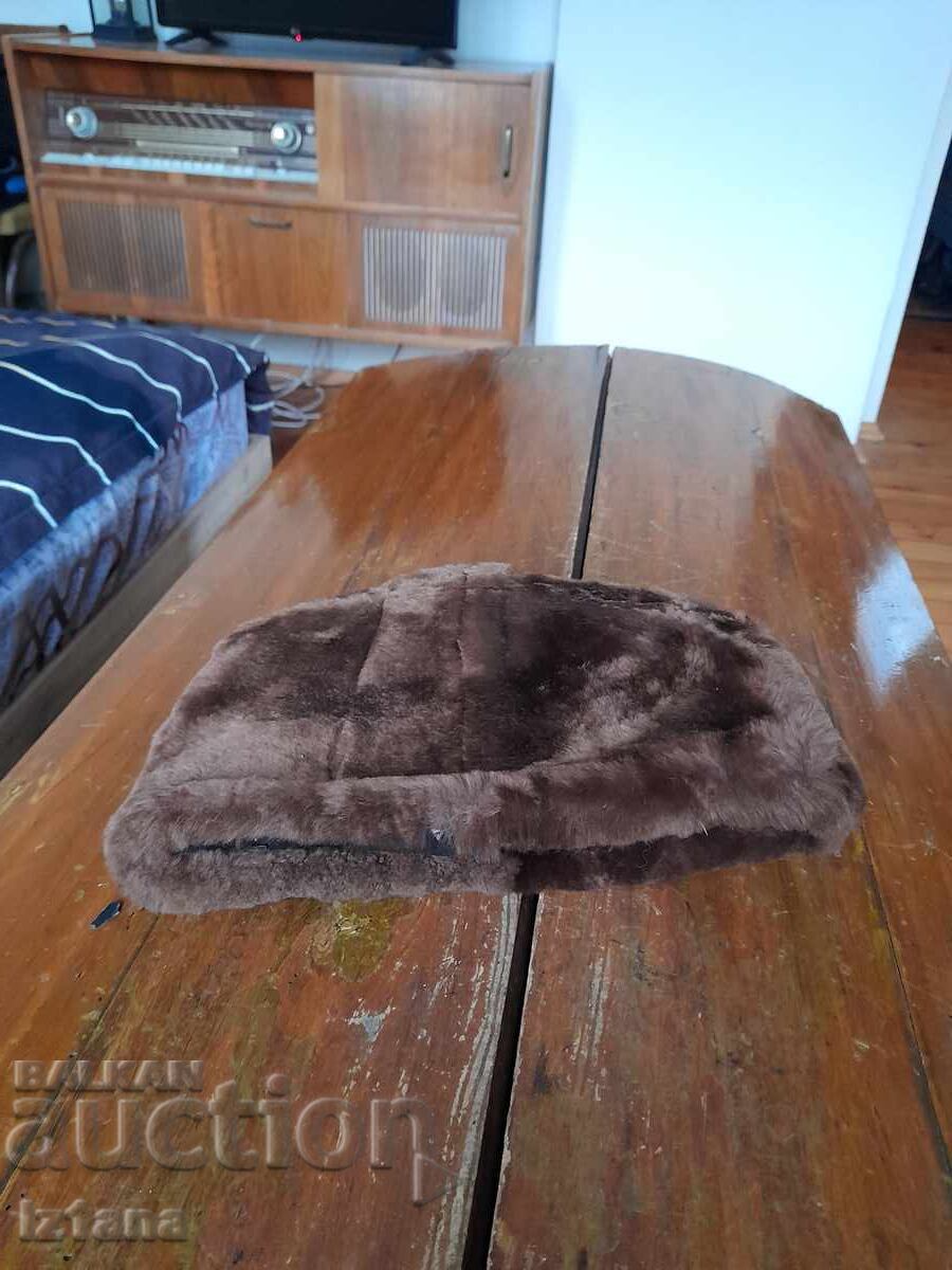 Παλιό καπέλο, καπέλο