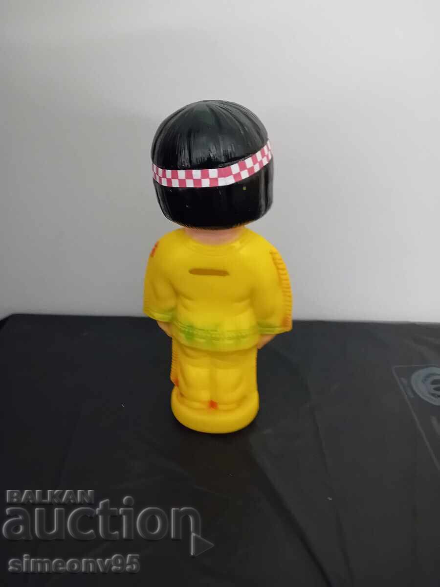 Veche pușculiță comunistă cu preț € 20.00 | 39.12 BGN