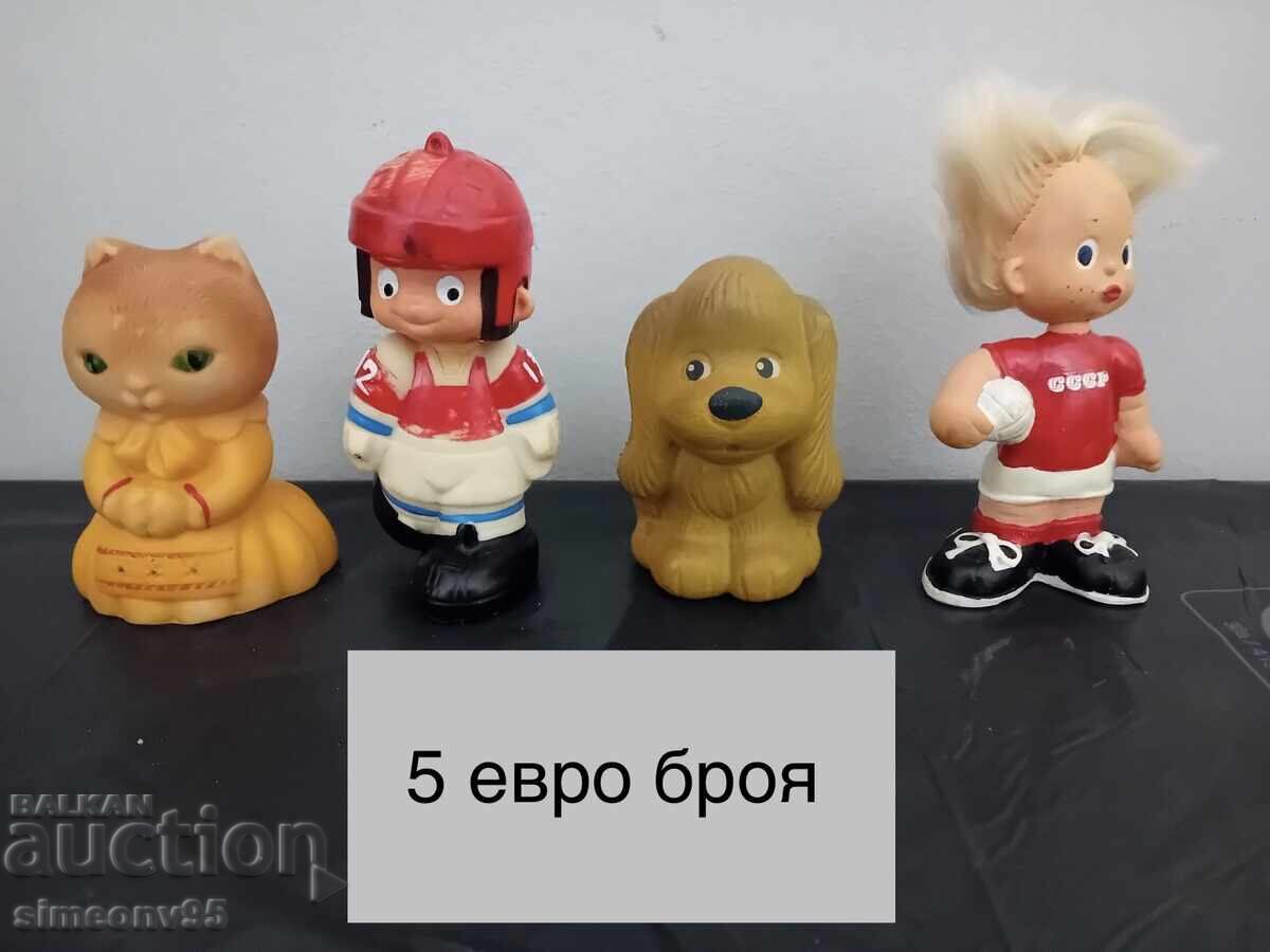 Jucării vechi din cauciuc din epoca socialistă Jucării vechi din cauciuc din epoca socialistă